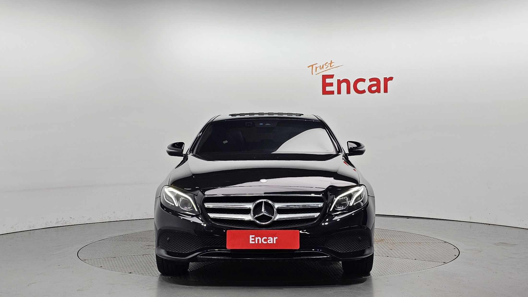 MERCEDES BENZ E-CLASS W213 2020