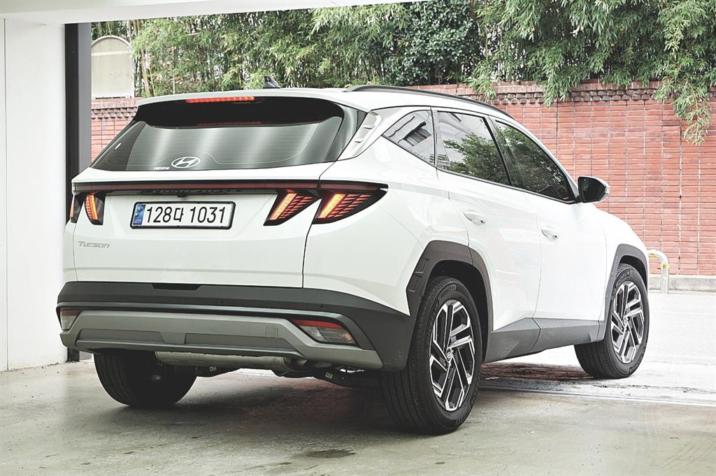HYUNDAI TUCSON HYBRID NX4 2024