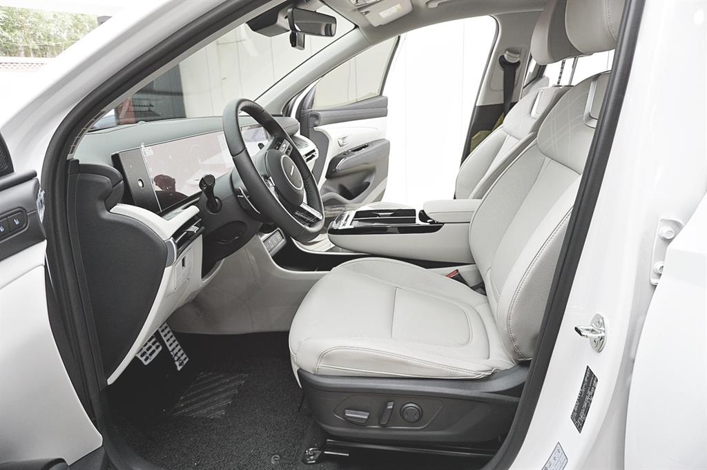 HYUNDAI TUCSON HYBRID NX4 2024