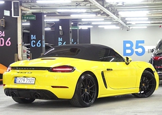 PORSCHE 718 BOXSTER 2022