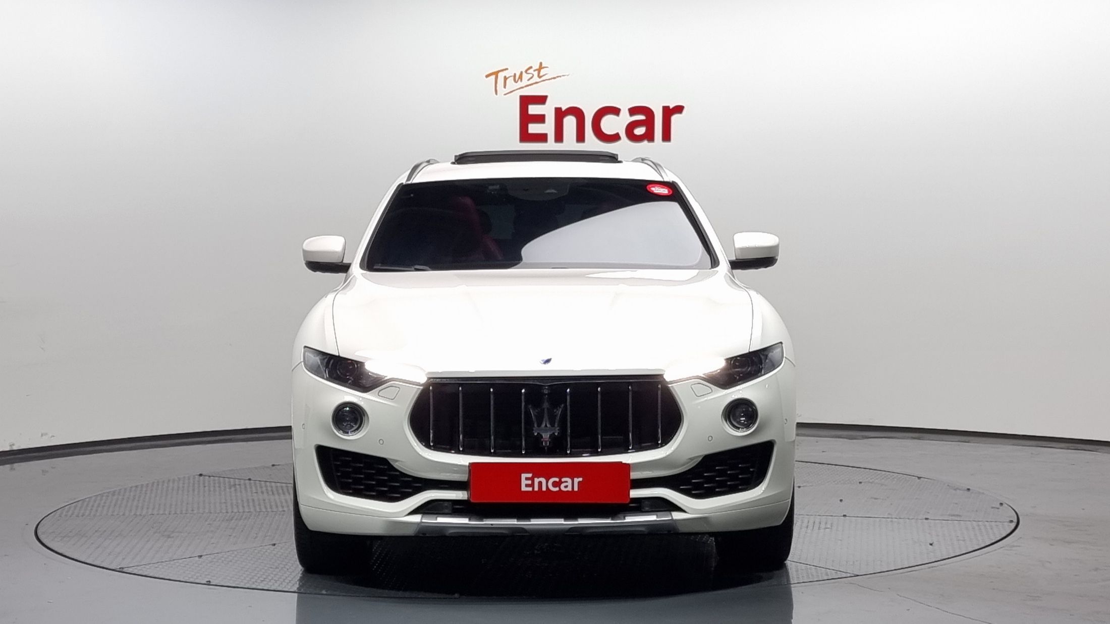 MASERATI LEVANTE 2017