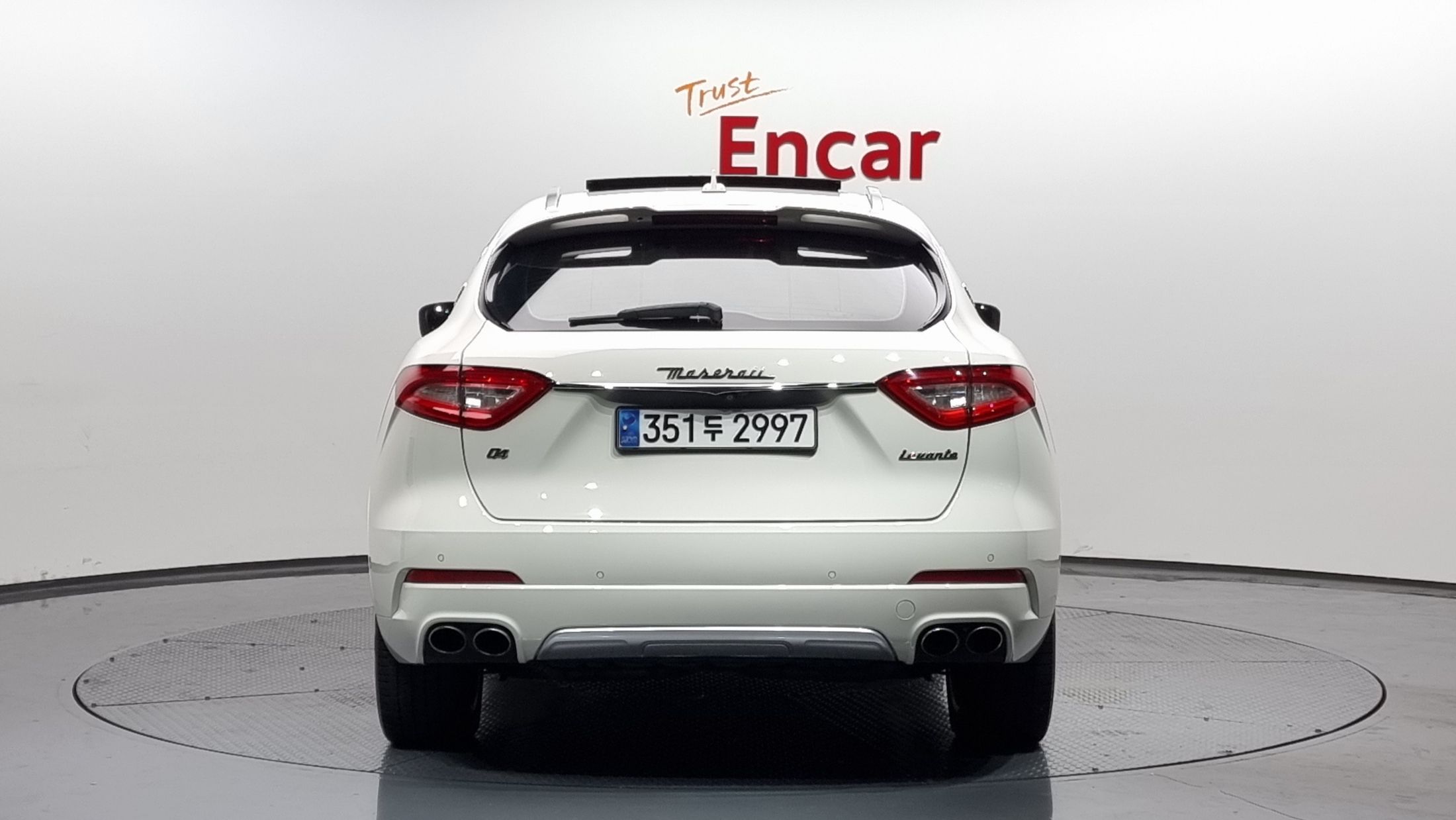 MASERATI LEVANTE 2017