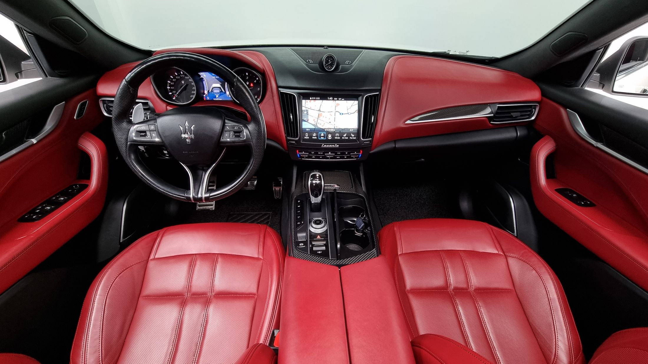 MASERATI LEVANTE 2017