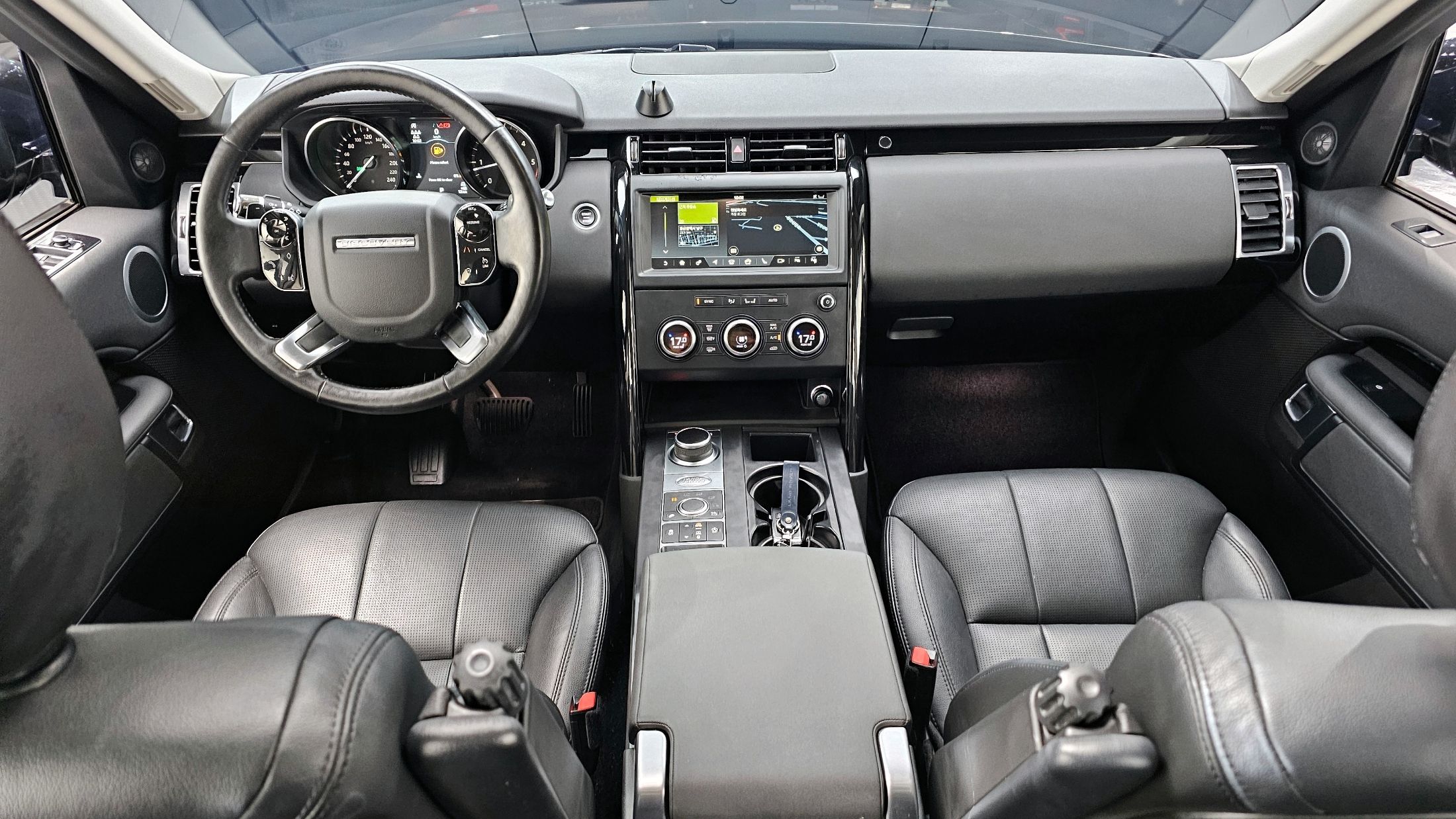 LAND ROVER DISCOVERY 5