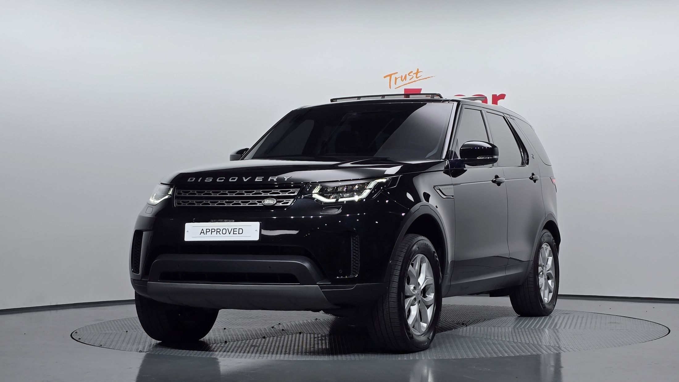 LAND ROVER DISCOVERY 5