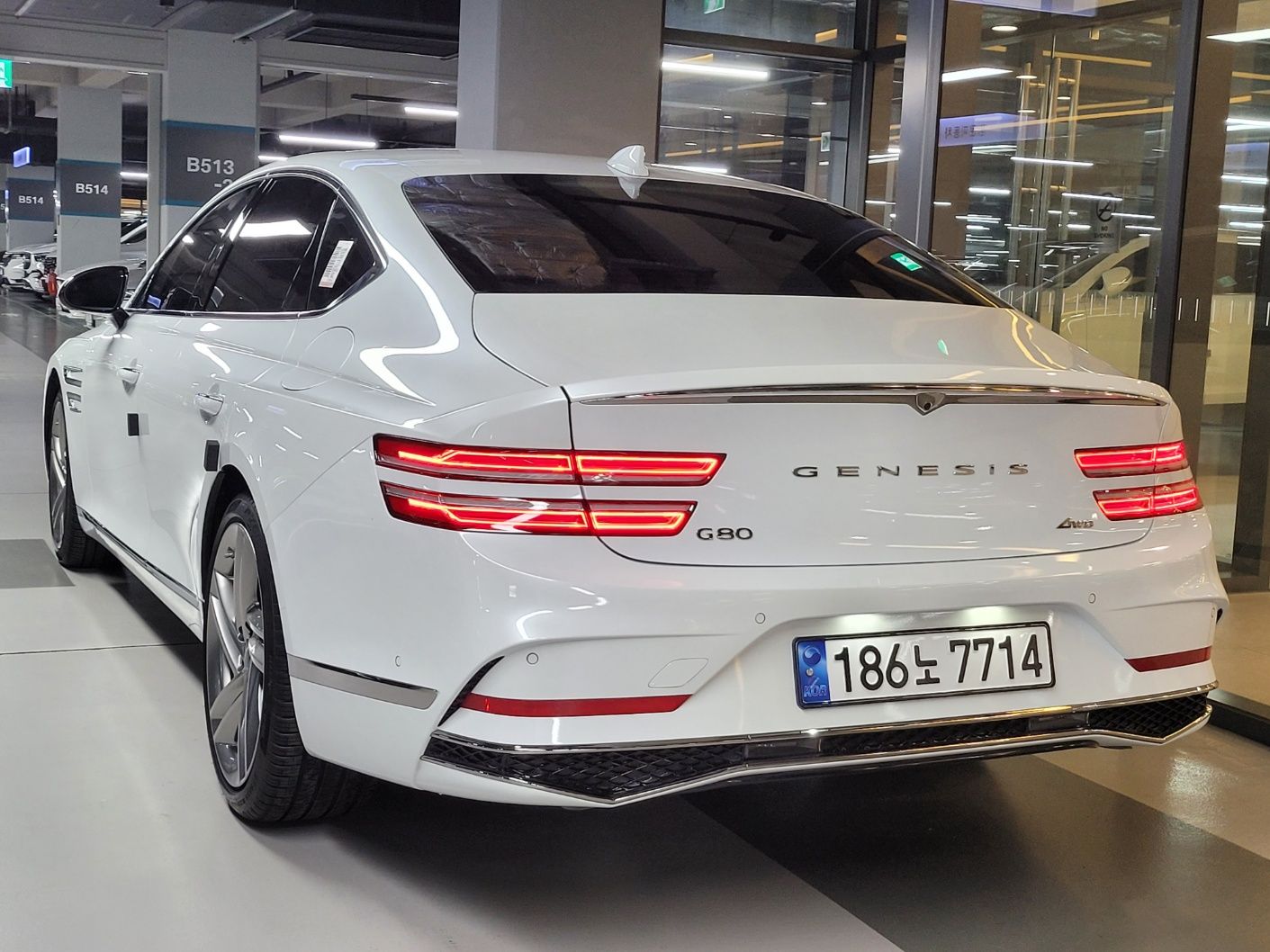GENESIS G80 RG3 2024