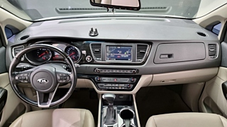 KIA CARNIVAL 2018