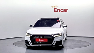 AUDI S8 D5 2020