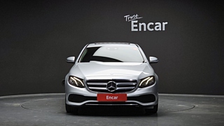 MERCEDES BENZ E-CLASS W213 2017