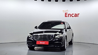 MERCEDES BENZ E-CLASS W213 2020