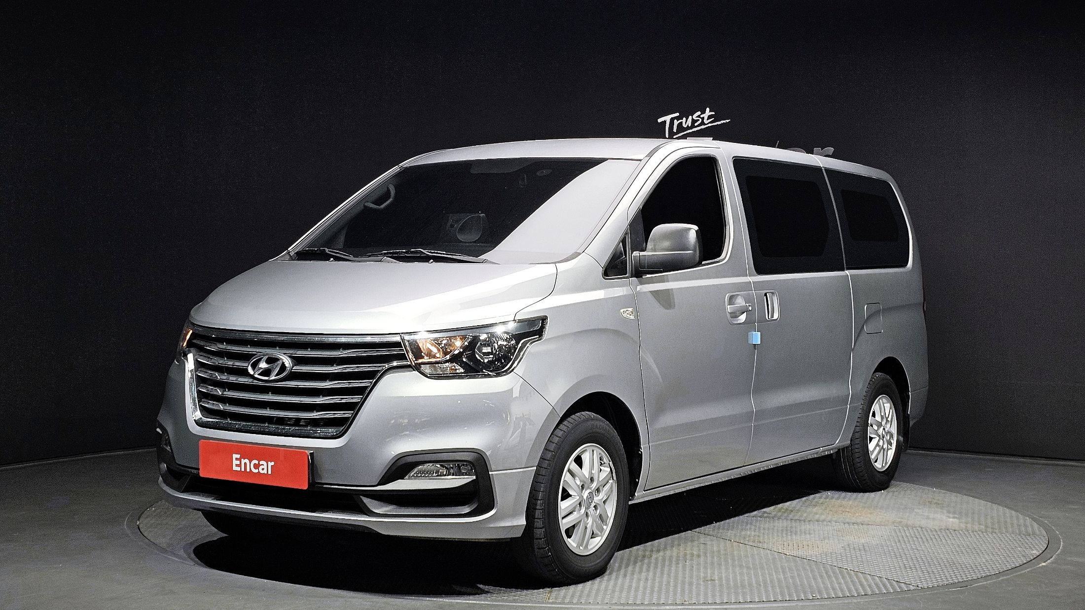 HYUNDAI STAREX GRAND 2020