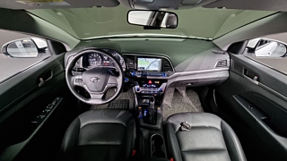 HYUNDAI AVANTE AD 2017