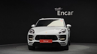 PORSCHE MACAN 2016