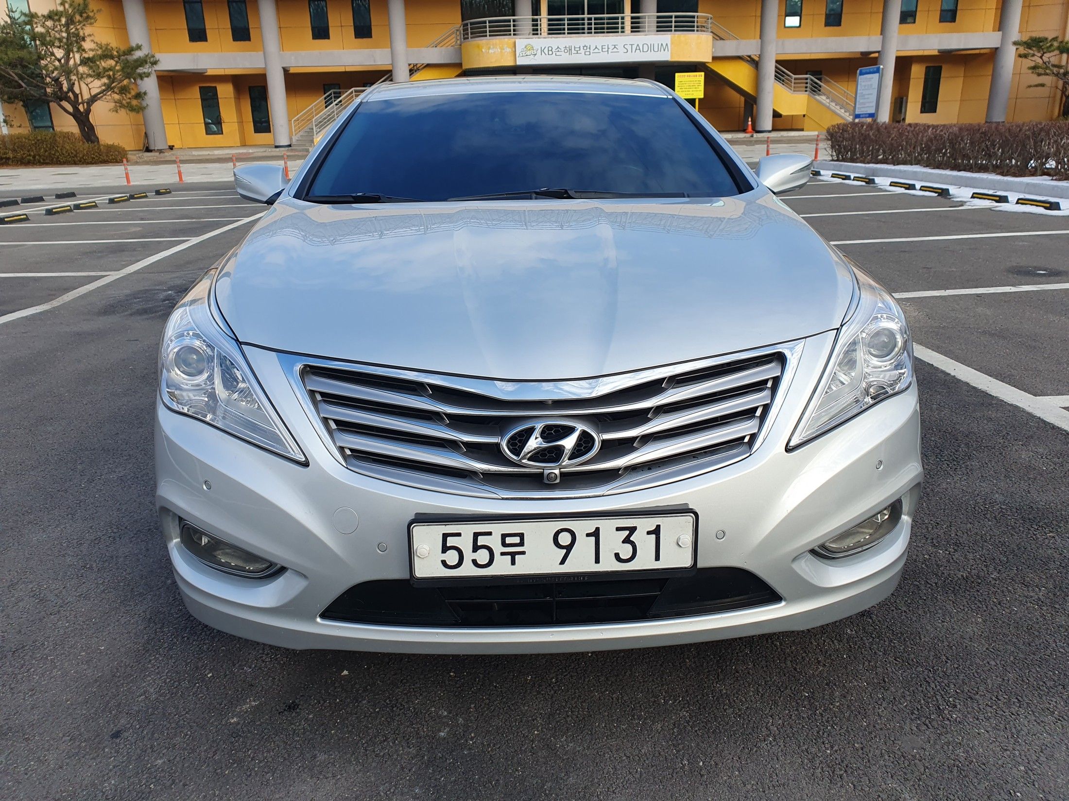 HYUNDAI GRANDEUR HG 2012
