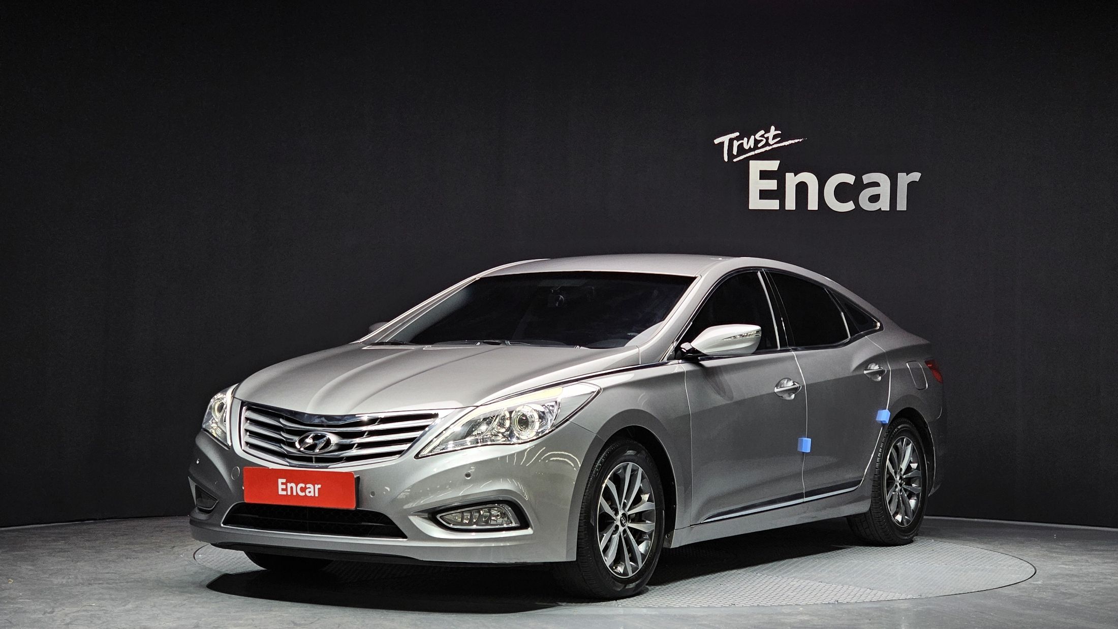 HYUNDAI GRANDEUR HG 2011