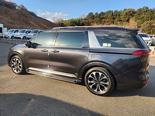 KIA CARNIVAL 2023