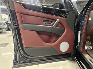 BENTLEY BENTAYGA 2020