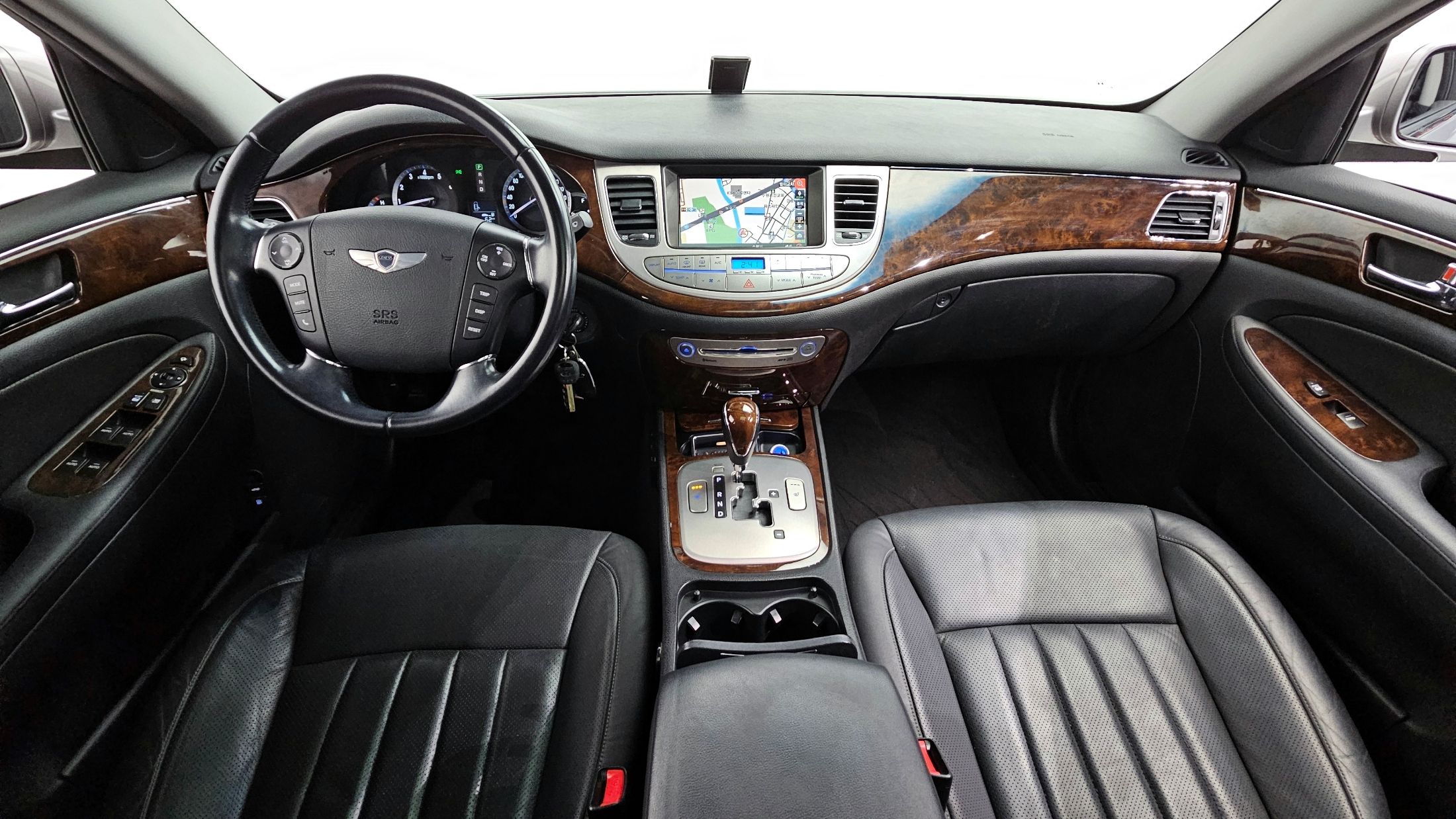 HYUNDAI GENESIS 2009