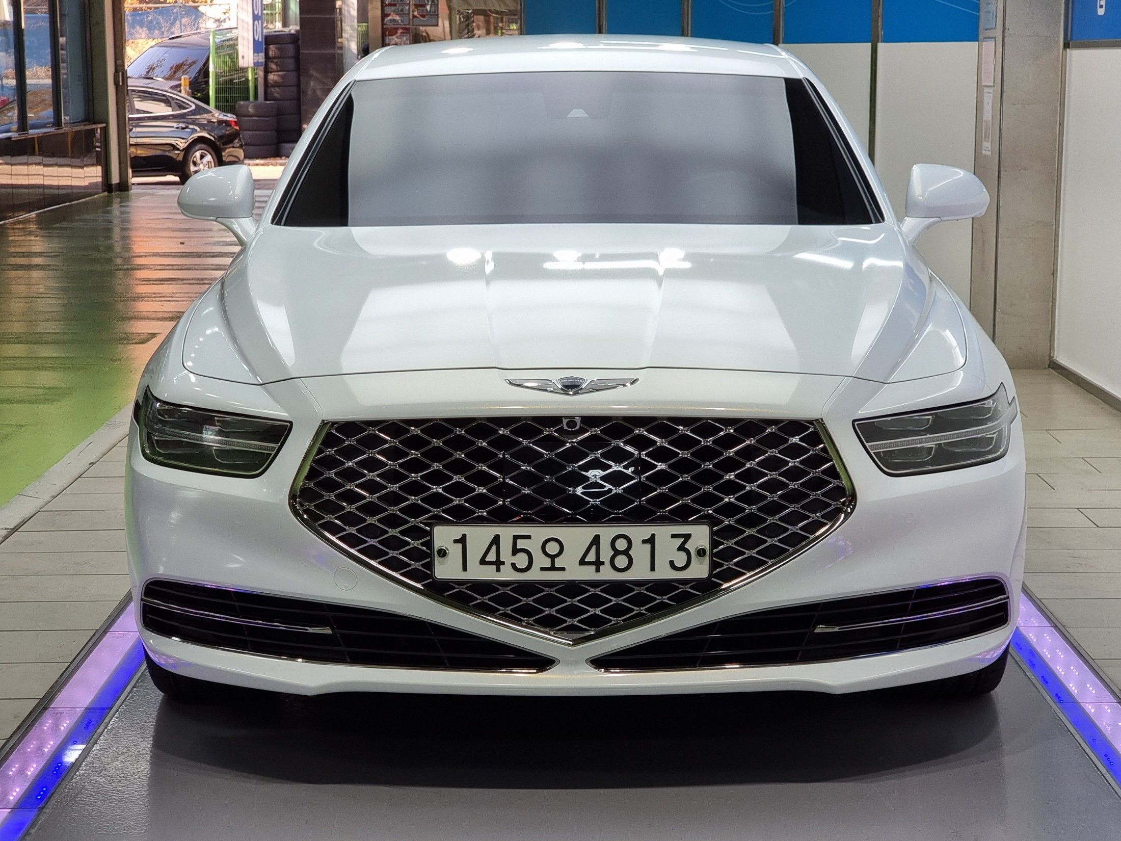 GENESIS G90