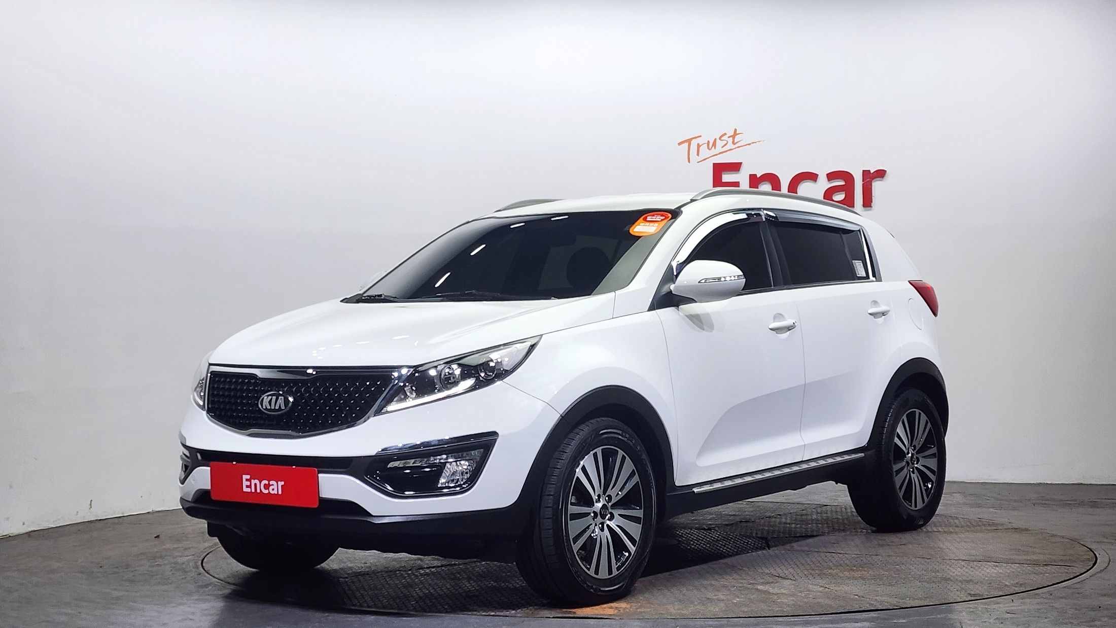 KIA SPORTAGE R