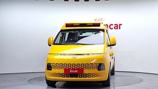 HYUNDAI STARIA 2023