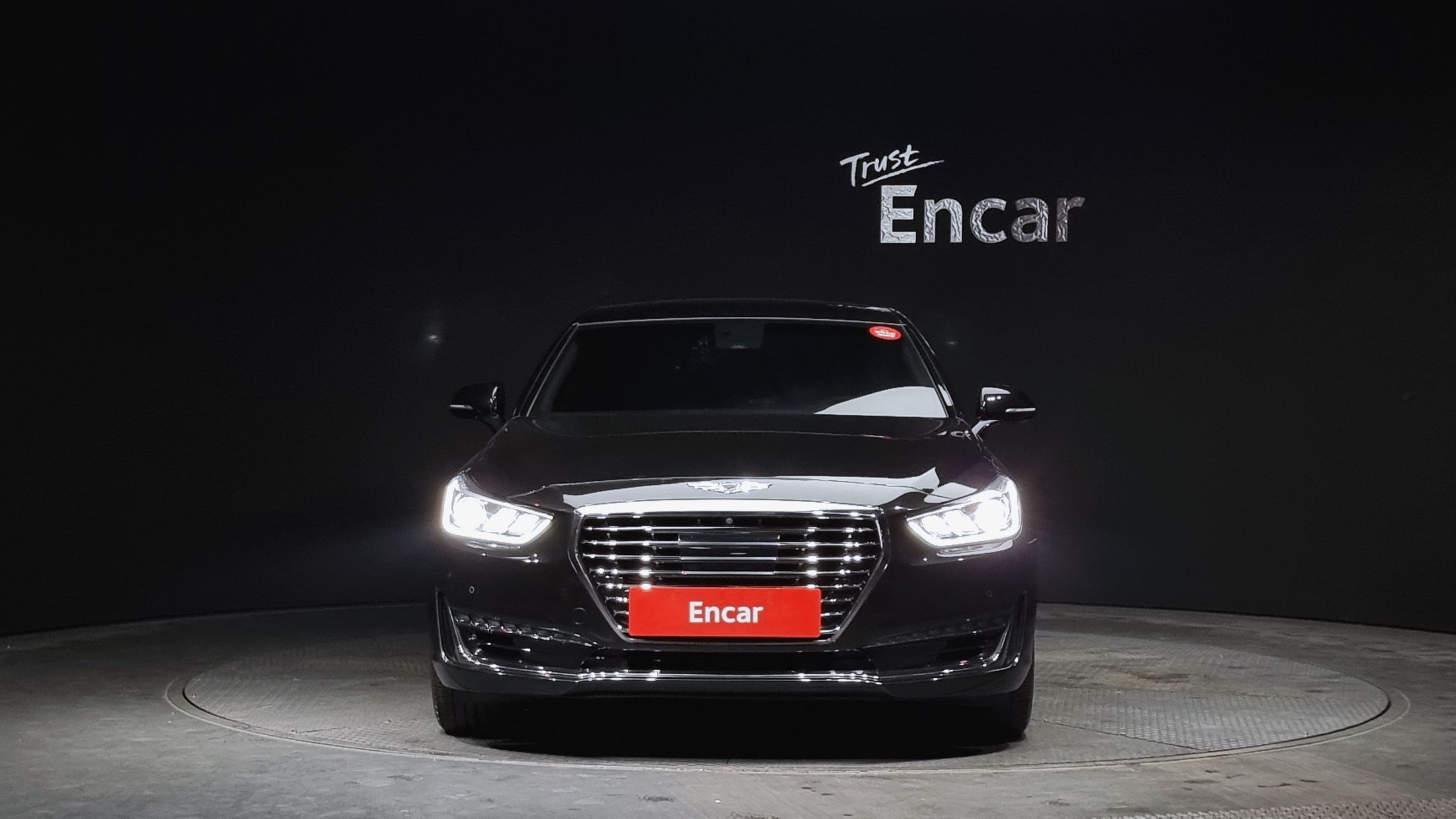 GENESIS EQ900 2018