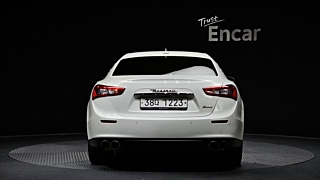 MASERATI GHIBLI 2017