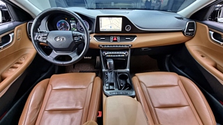 HYUNDAI GRANDEUR IG HYBRID 2017
