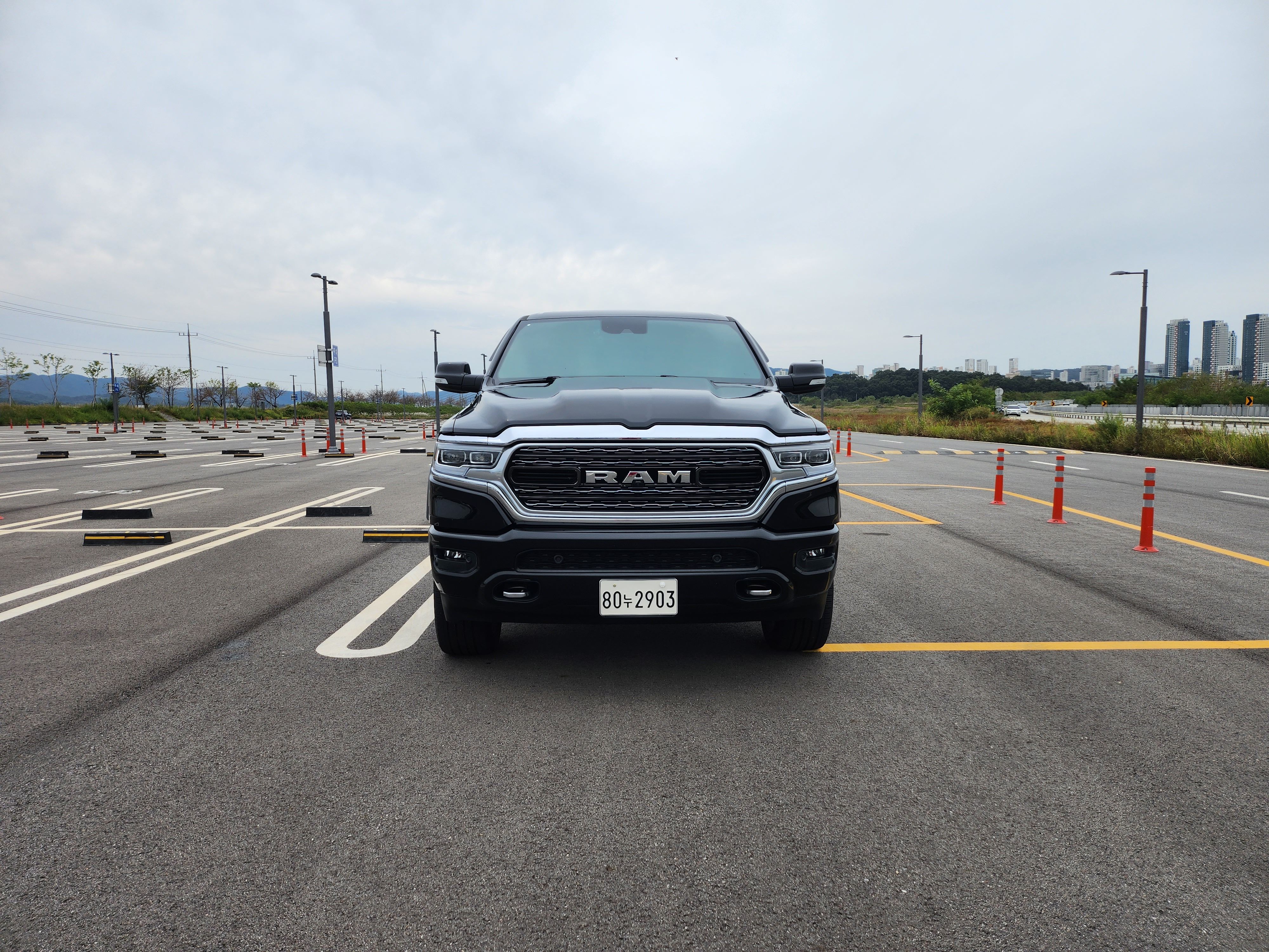 DODGE RAM PICK UP