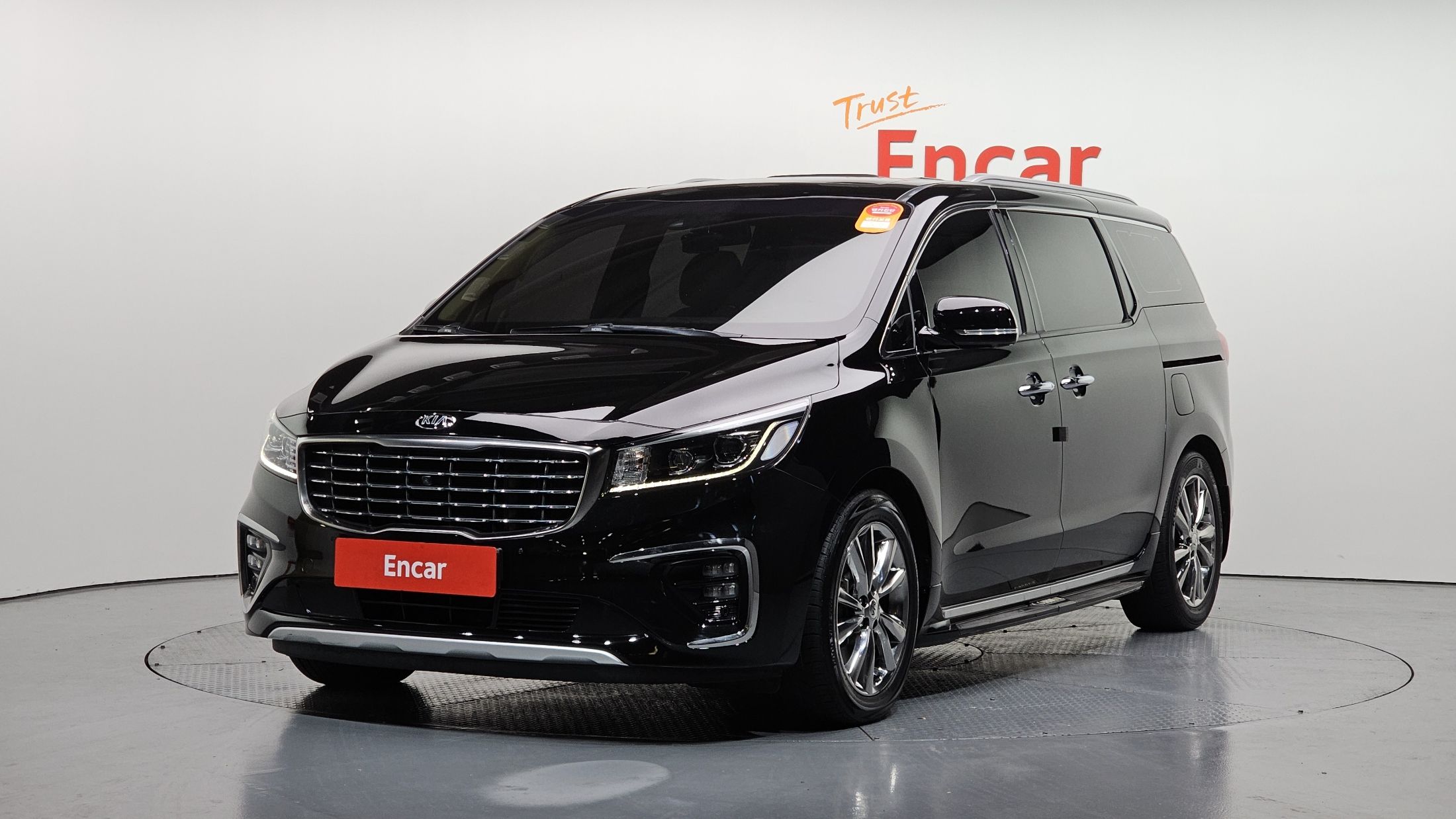 KIA CARNIVAL 2018
