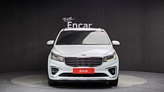KIA CARNIVAL 2018