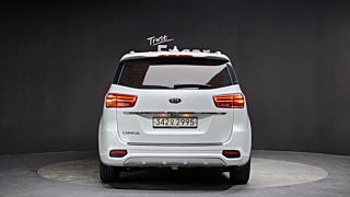 KIA CARNIVAL 2018