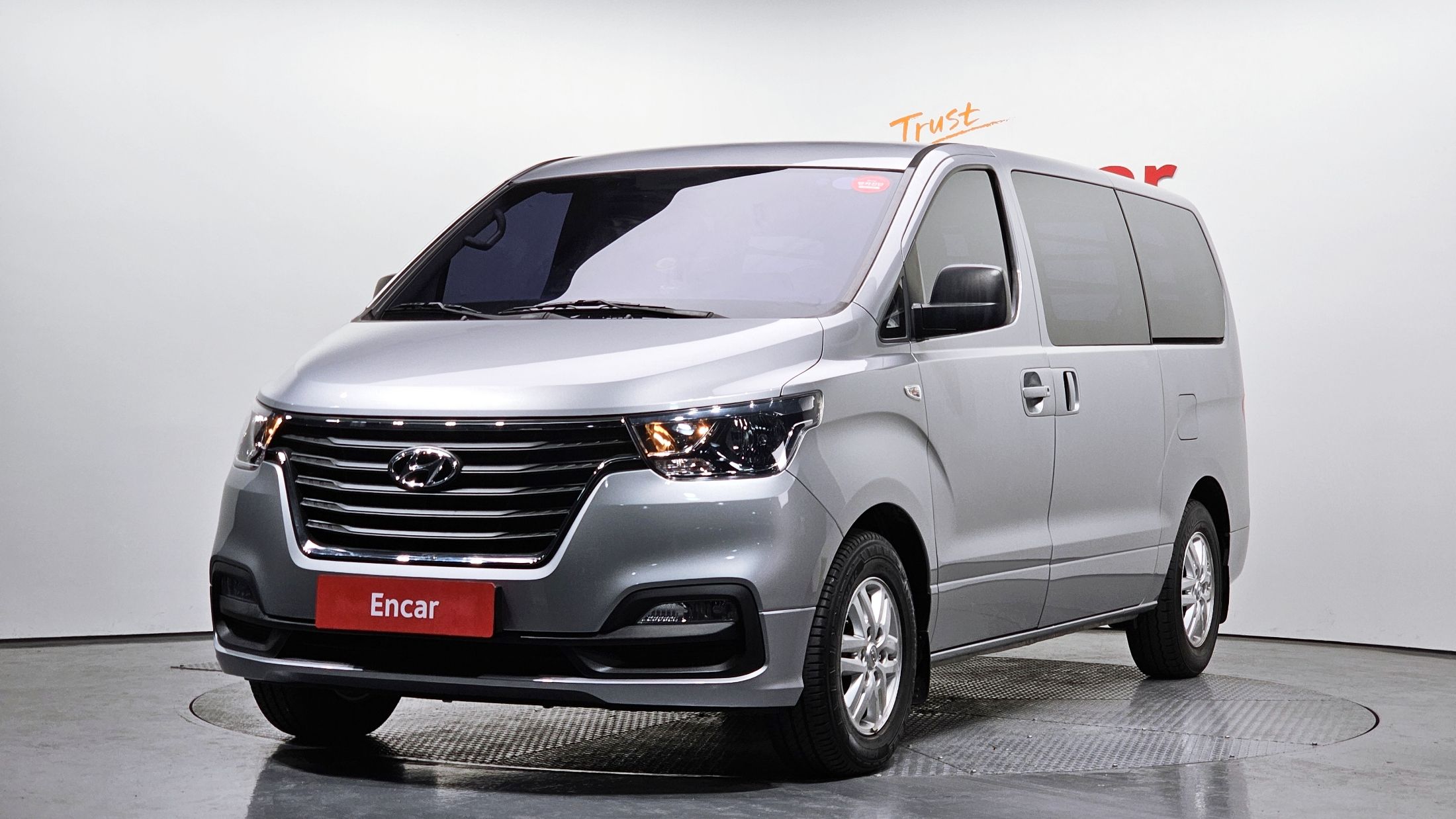 HYUNDAI STAREX GRAND 2019