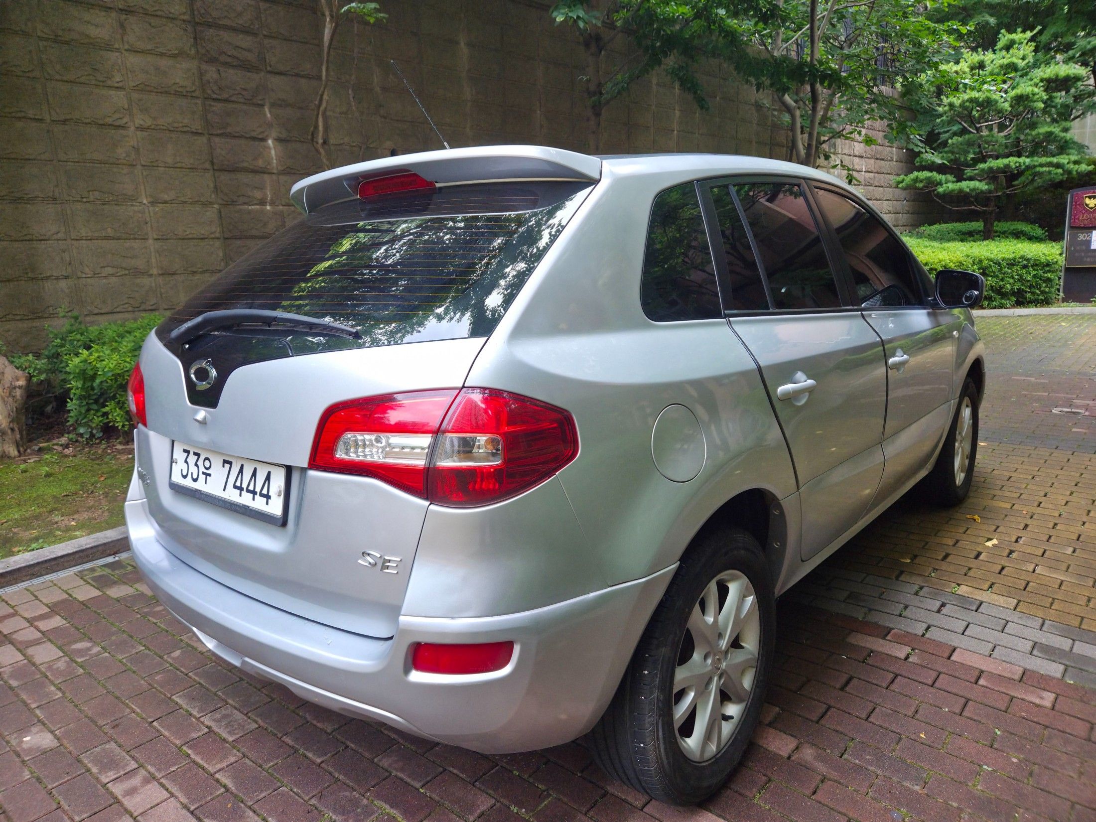 SAMSUNG QM5 2011