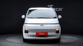 HYUNDAI STARIA 2023