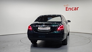 MERCEDES BENZ C-CLASS W205 2019