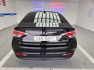 HYUNDAI LF SONATA HYBRID 2016