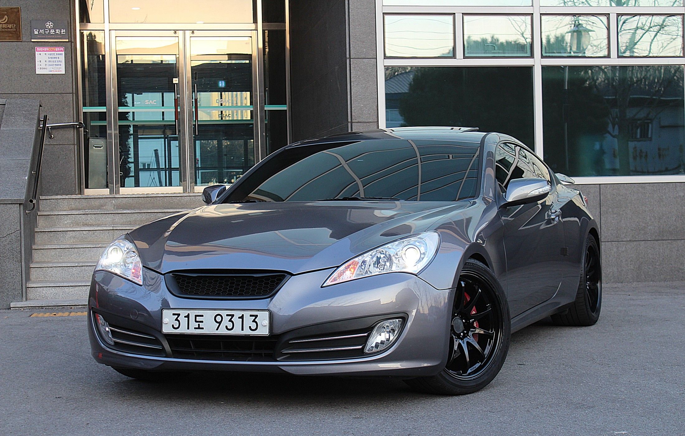 HYUNDAI GENESIS COUPE 2011