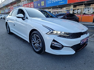 KIA K5 2023