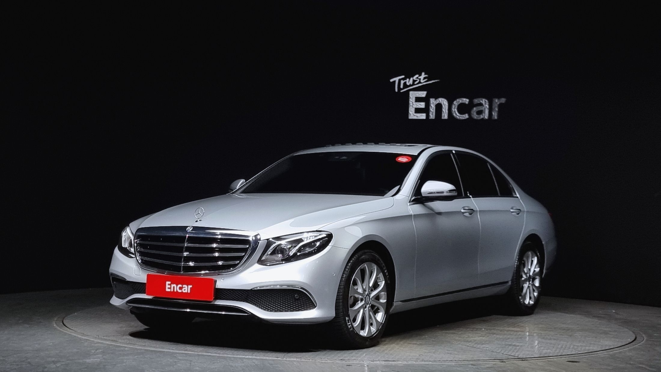 MERCEDES BENZ E-CLASS W213
