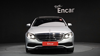 MERCEDES BENZ E-CLASS W213 2020