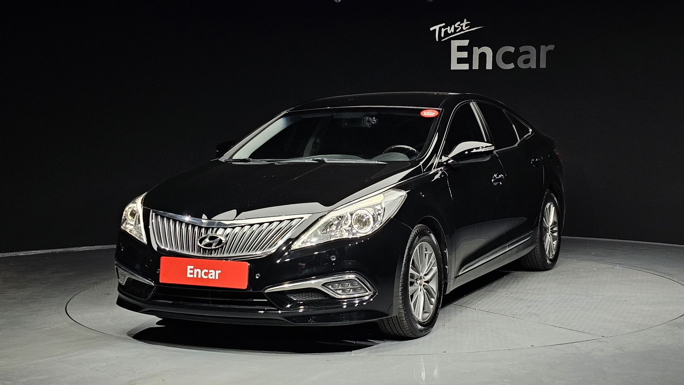 HYUNDAI GRANDEUR HG 2016