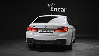 BMW 5-SERIES G30 2017