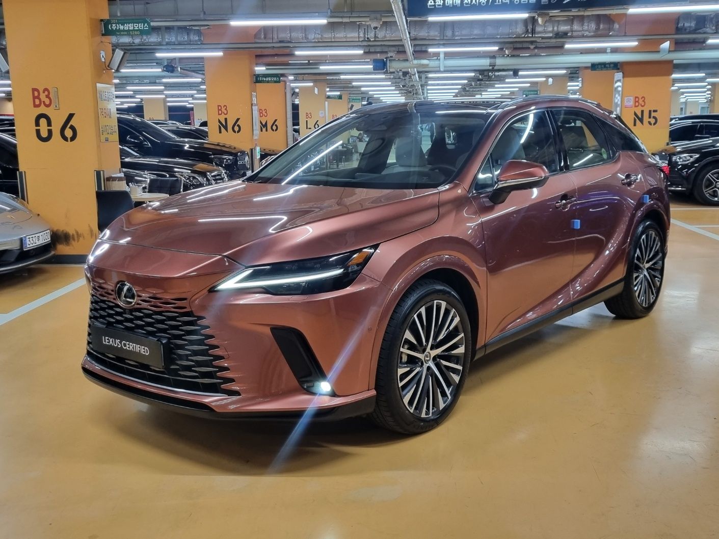 LEXUS RX450H+ 2023