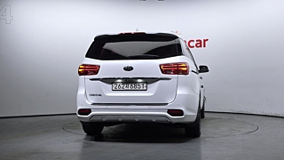 KIA CARNIVAL 2018