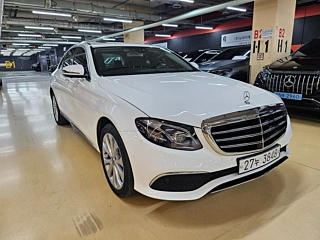 MERCEDES BENZ E-CLASS W213 2018
