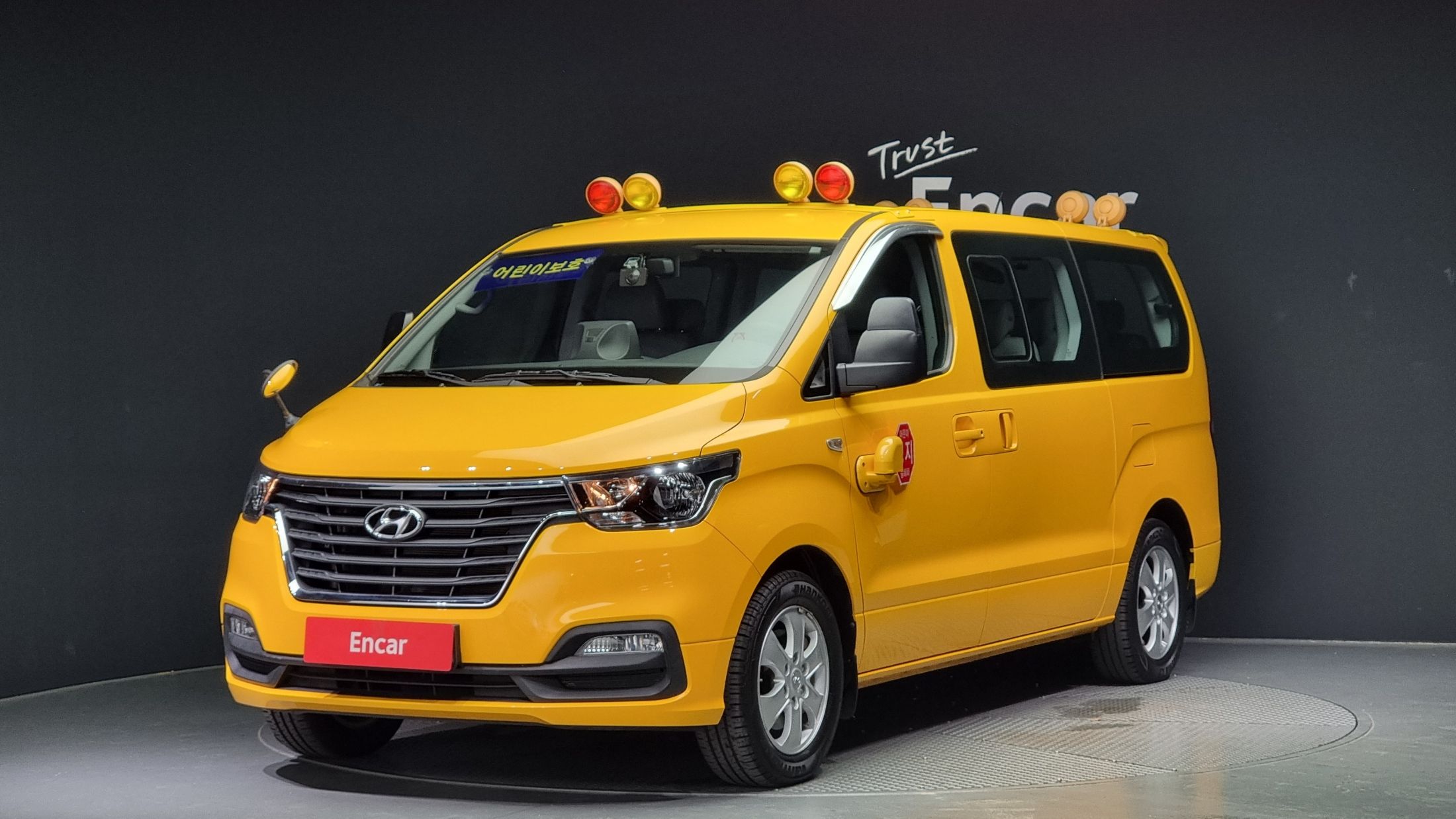 HYUNDAI STAREX GRAND