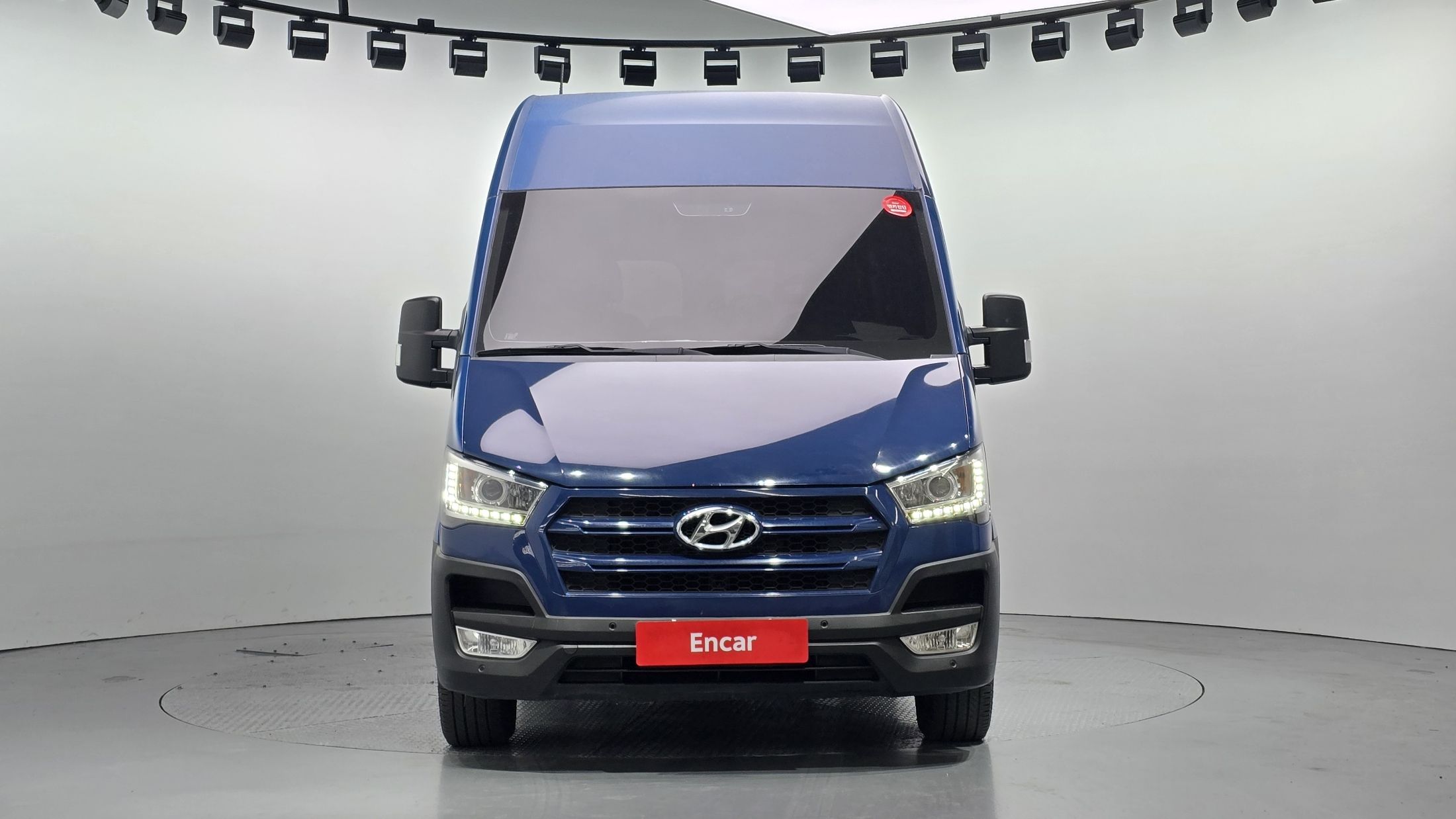 HYUNDAI SOLATI 2015