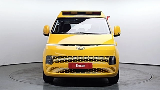 HYUNDAI STARIA 2022
