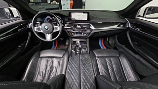 BMW 5-SERIES G30 2019